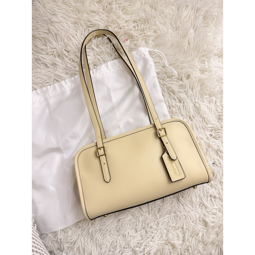 COACH Swing Zip Buckle Detail Satchel Bag in Moon Light Retail $395 - Picture 5 of 9